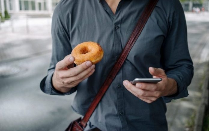 5-Ways-to-Overcome-Emotional-Eating-752x472.jpg